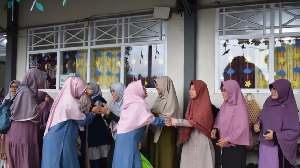 Pererat Ukhuwah, SD Al Irsyad 02 Purwokerto Gelar Ifthar Jama'i