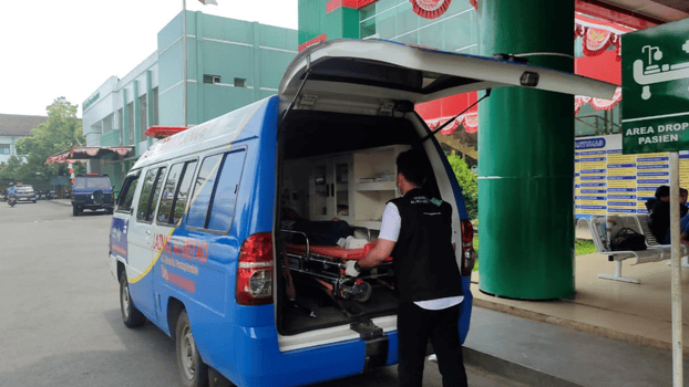 Ambulans Dhuafa LAZNAS Al Irsyad Kembali Dampingi Yumna untuk Kontrol di RSUD Banyumas